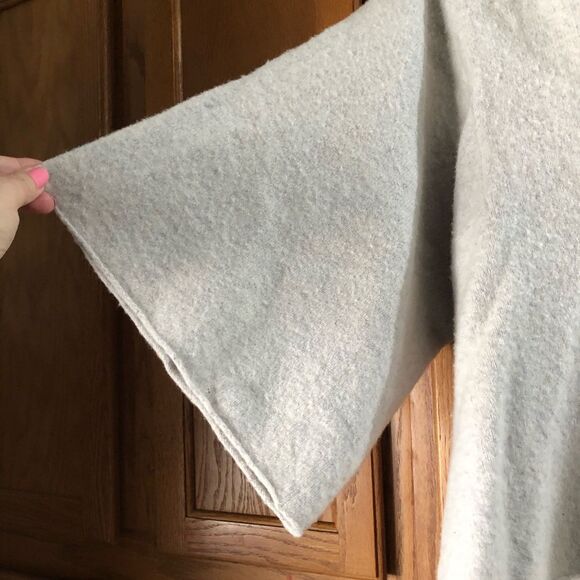 BCBGMAXAZRIA Masha Knit Kimono Merino Wool Blend Oversized V-Neck Sweater - XS - Picture 7 of 15